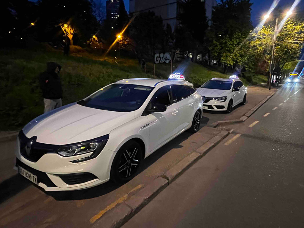 STB taxi vozilo izbliza
